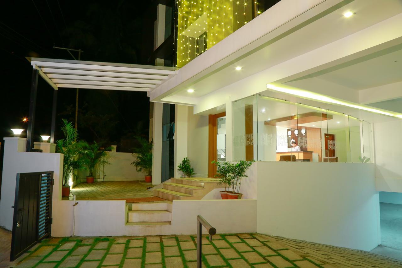 Orionis Kannur Luaran gambar